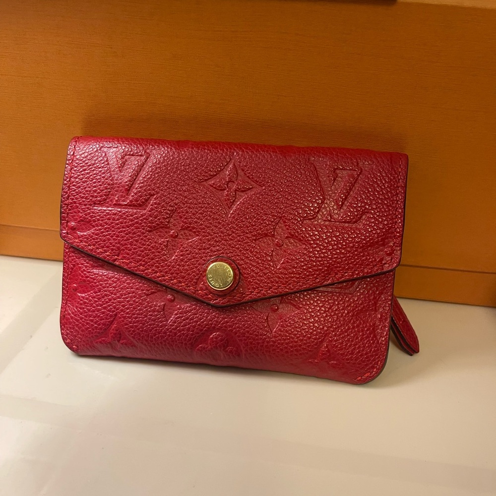 Lv Red Empreinte key pouch